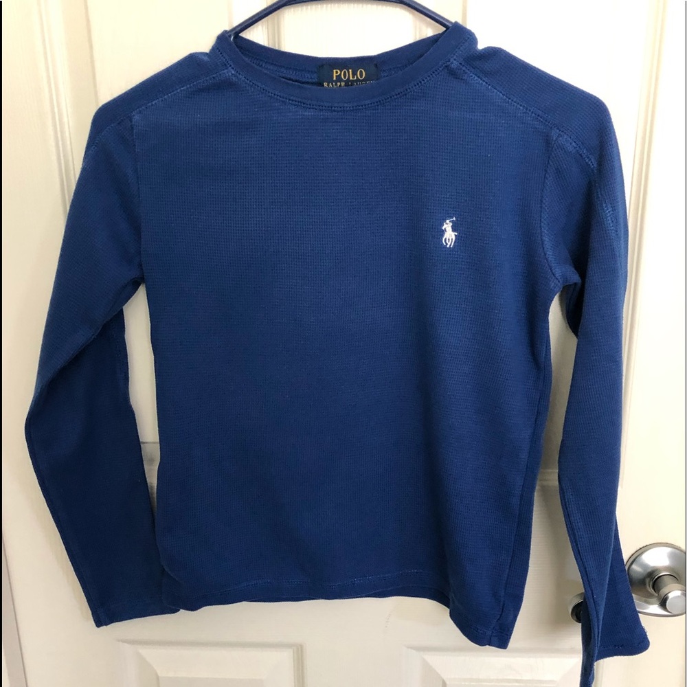 Long-sleeved top